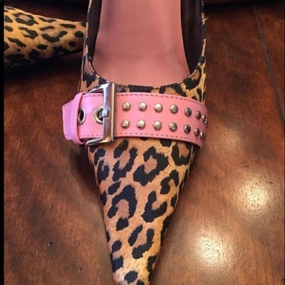 Beautiful Luichiny  Leopard Print Shoes, Pointed toe,Studded,Pink, Buckle New - Picture 5 of 6